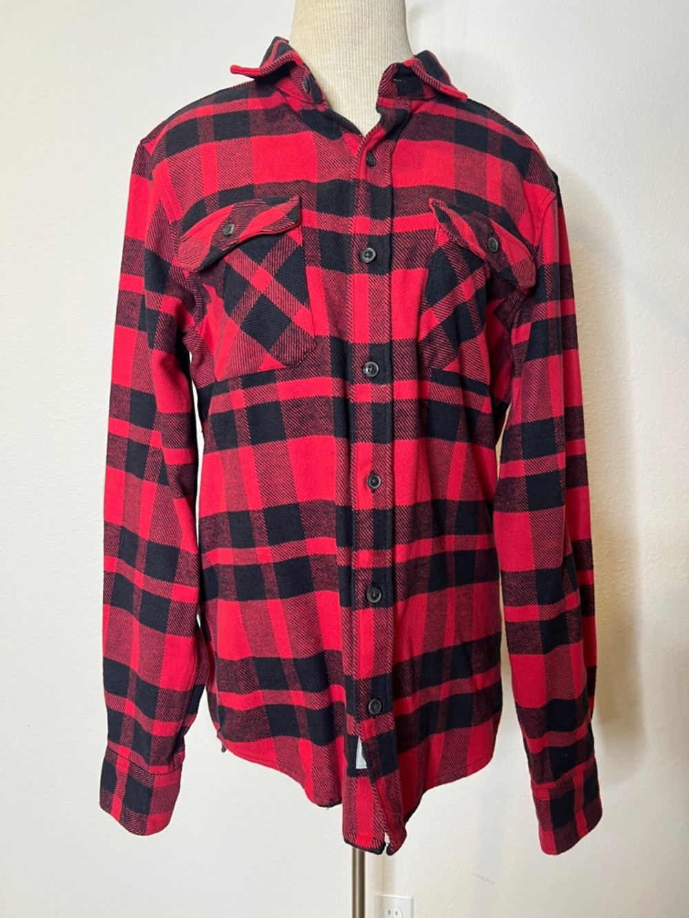 MuskOx Red & Black Plaid Men's Flannel Button-Up Shirt